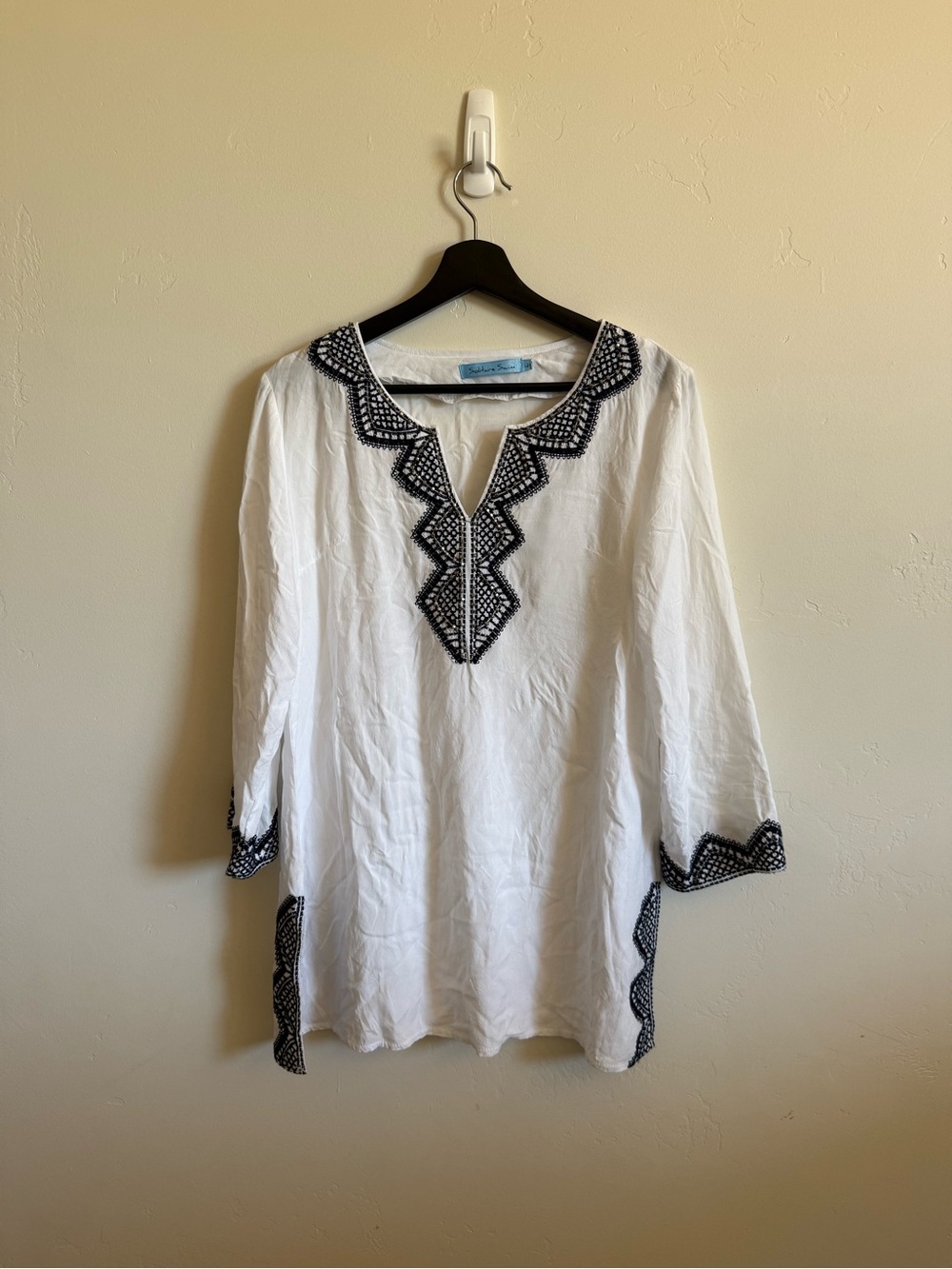 Soltaire Swim White Embroidered Tunic Cover Up Large Boho Beach Resort Rayon